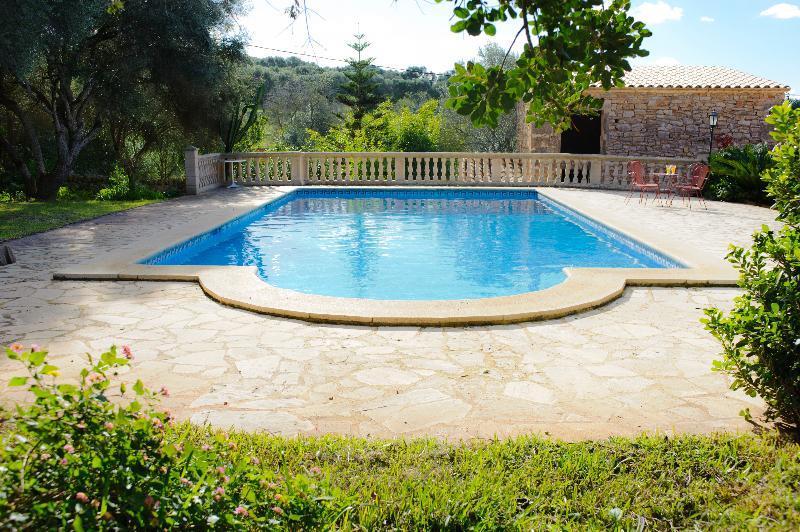 Cavea Villa *